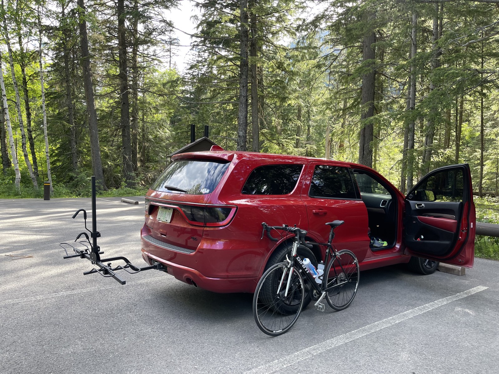 An early morning parking lot at the start of the second day