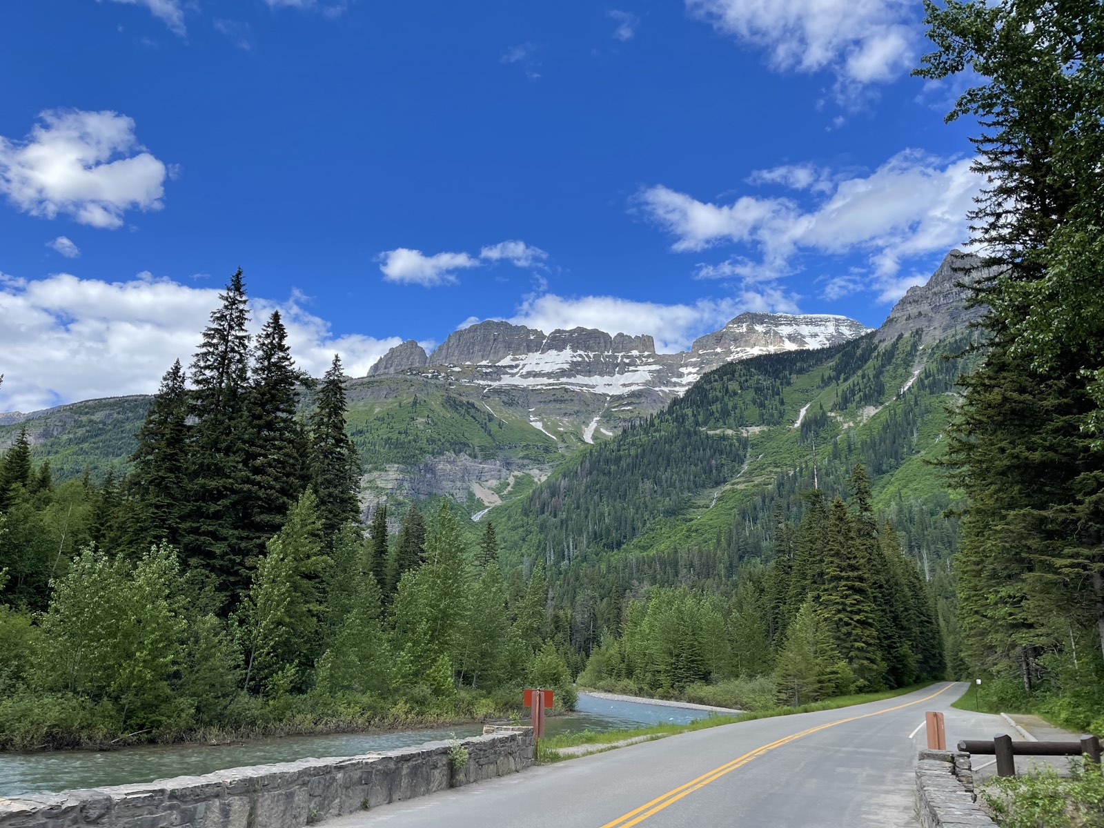 Mountain scenery seen from the park road