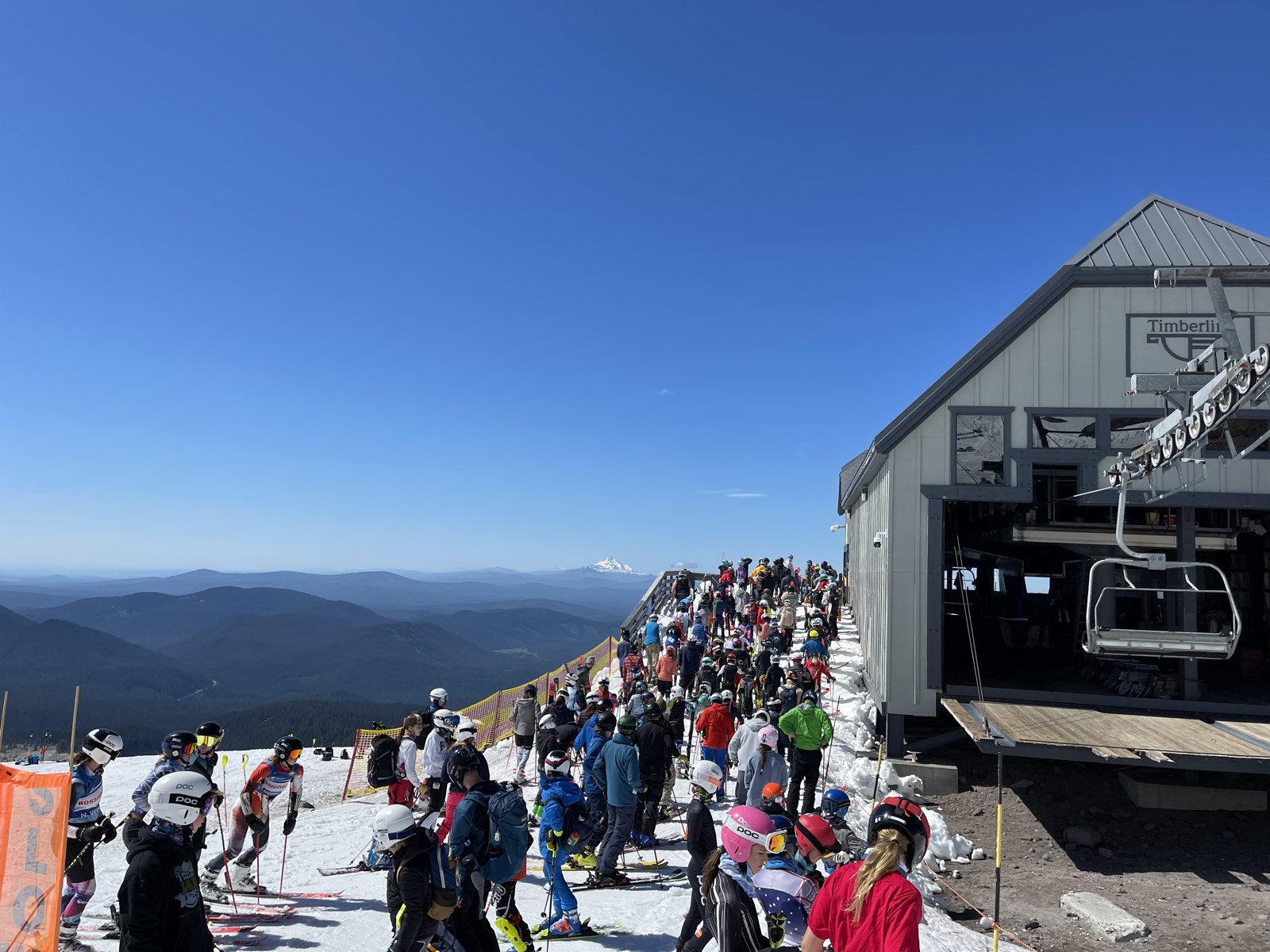A very long lift line at the base area