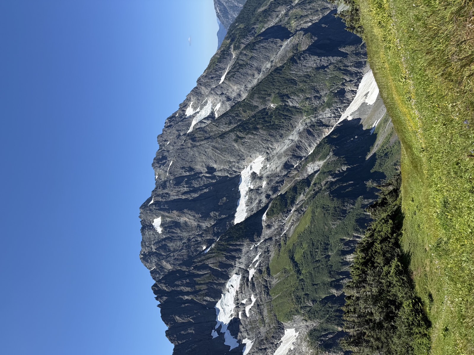 Ridges and summits spreading out in every direction